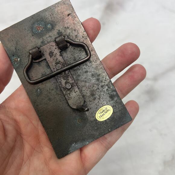 Vintage Winchester Repeating Arms Belt Buckle Metal 4x2.25" - Picture 3 of 3